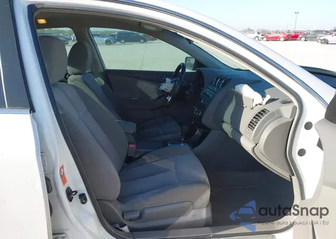 2009 Nissan Altima 2.5 S z USA, uszkodzony, nr VIN 1N4AL21E49N547957